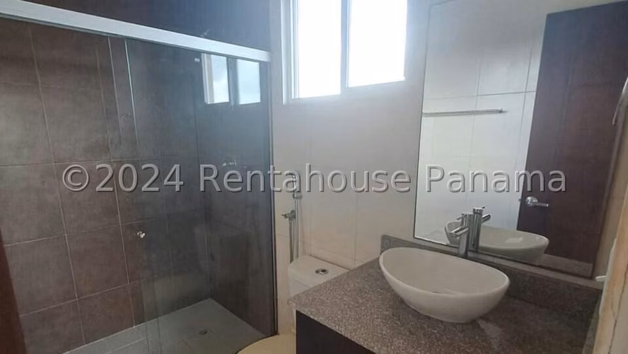 Hermosa Casa en Venta en Brisas del Golf 24PPM7965