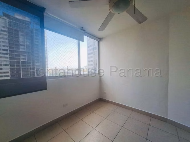 Apartamento en Venta en 12 de Octubre JG