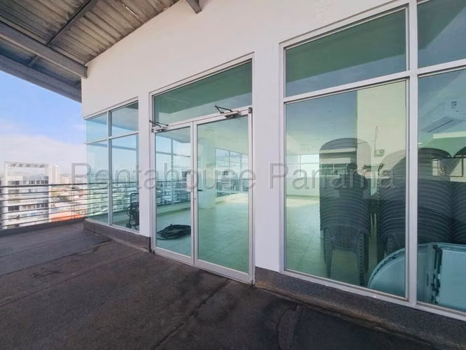Apartamento en Venta en 12 de Octubre JG