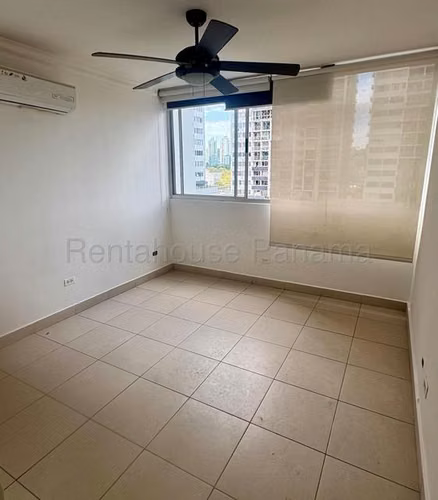 Apartamento en Venta en 12 de Octubre JG