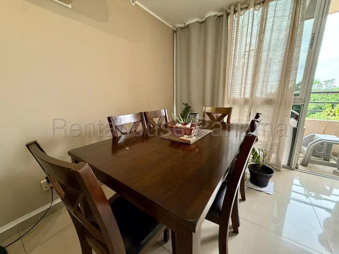 Apartamento en Venta en Carrasquilla JG