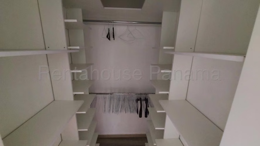 Venta de Apartamento en Obarrio Ph Metric Solo Cliente Directo LFC