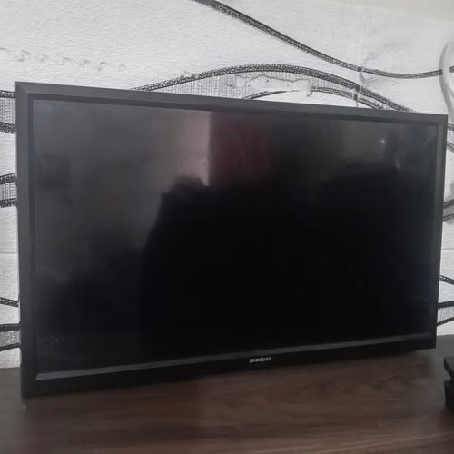 Vendo pantalla tv 22"