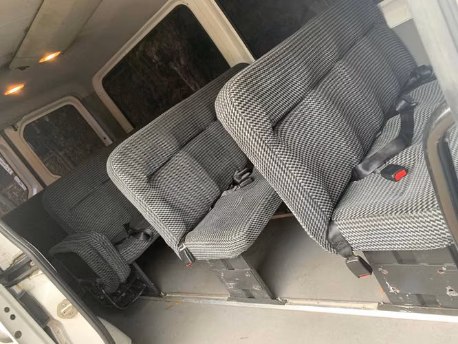 GRAN OPORTUNIDAD BUS MERCEDES SPRINTER 16+1 Pasajeros
