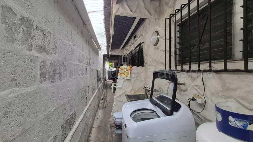 Casa en Venta en Villa de las Fuentes 27LDC334