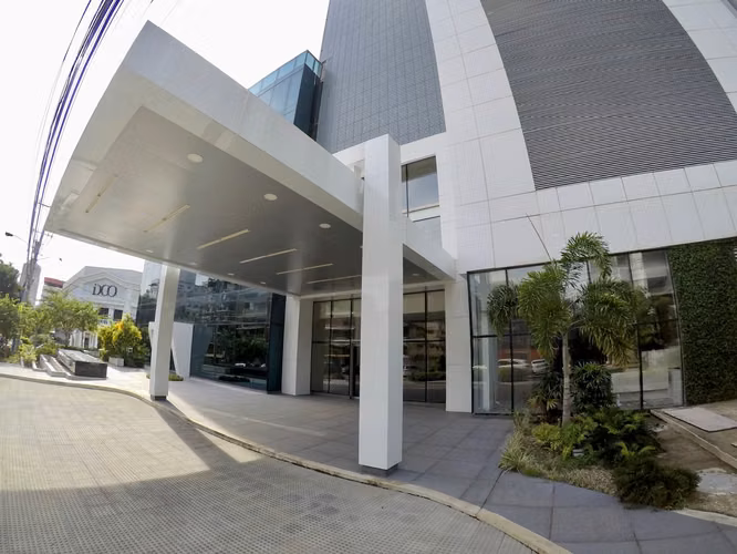 ALQUILER OFICINA OBARRIO 100m2 PANAMA BUSINESS TOWER MLD