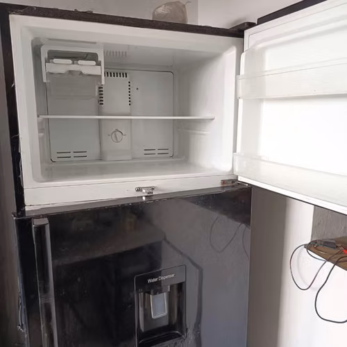 Refrigeradora 19 inverter (Detalle: No congela) - $125 Negociable