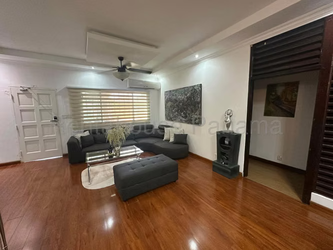 Venta de Hermosa Casa en Albrook 26*8918Mfk
