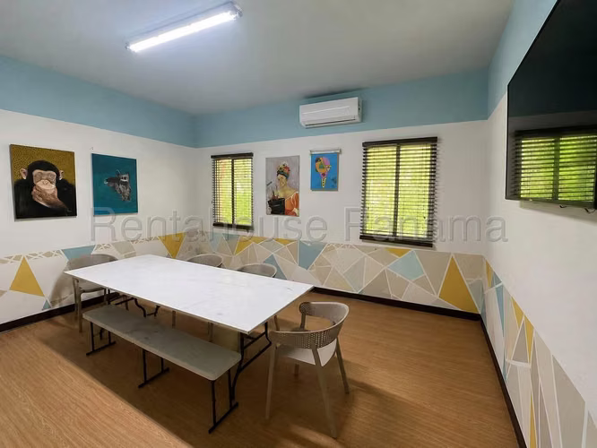 Venta de Hermosa Casa en Albrook 26*8918Mfk