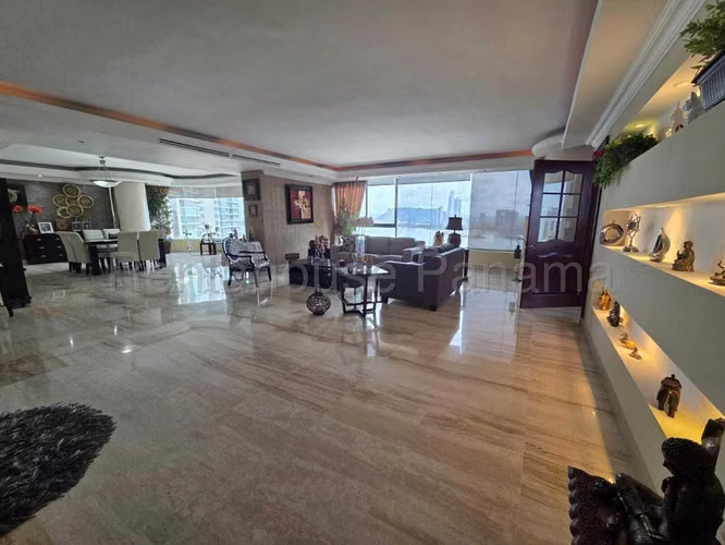 Apartamento Amoblado en  Alquiler en Bayside Tower  Punta Paitilla CIG259739