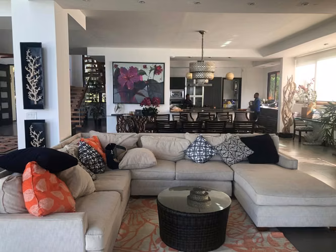 Coronado – Frente al Mar – 1,305mts2 – 5,000,000