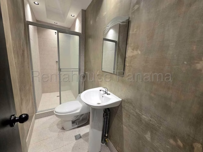 Casa Parcialmente Amoblada en Venta Balboa, CIG263867