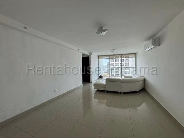 Venta de apartamento en Obarrio AK