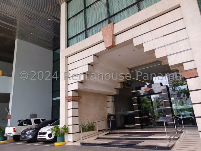 Rental Apartment in Ave. Balboa PH Miramar AMD