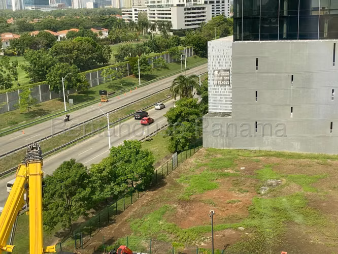 Oficina en Venta en Santa María 26EPP7351