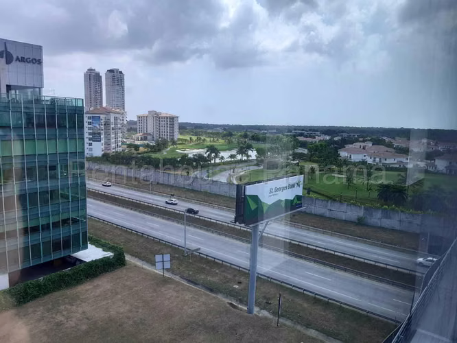 Oficina en Venta en Santa María 26EPP7351