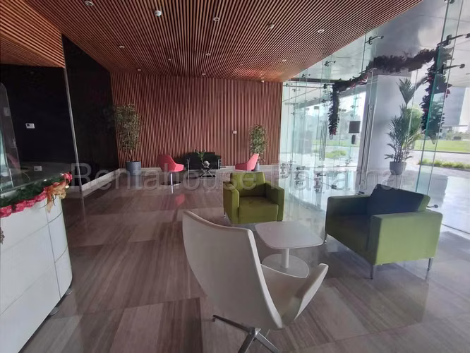 Oficina en Venta en Santa María 26EPP218