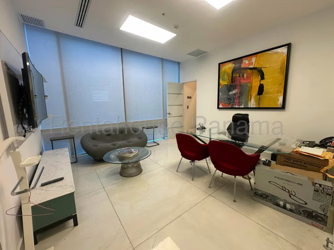 Oficina en Venta en Santa María 27EPP272