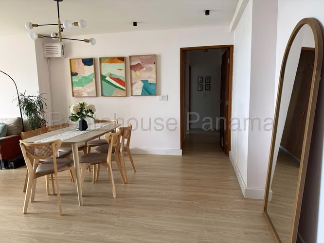 Exclusivo Apartamento en Alquiler en Costa del Este 27*211Mfk