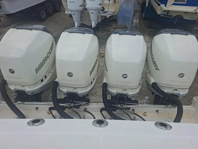 VENTA - QUAD MERCURY VERADO 350 L6