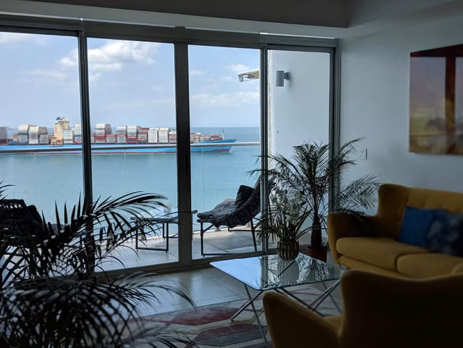 Vive frente al mar en una de las zonas más exclusivas de Panamá