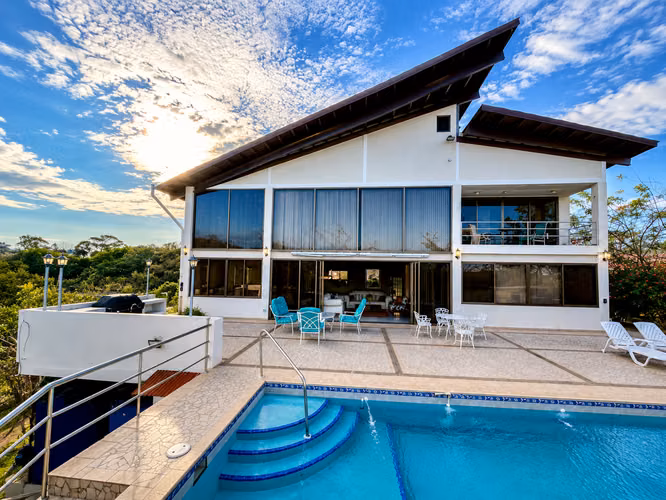 Live the Paradise Lifestyle in Punta Barco