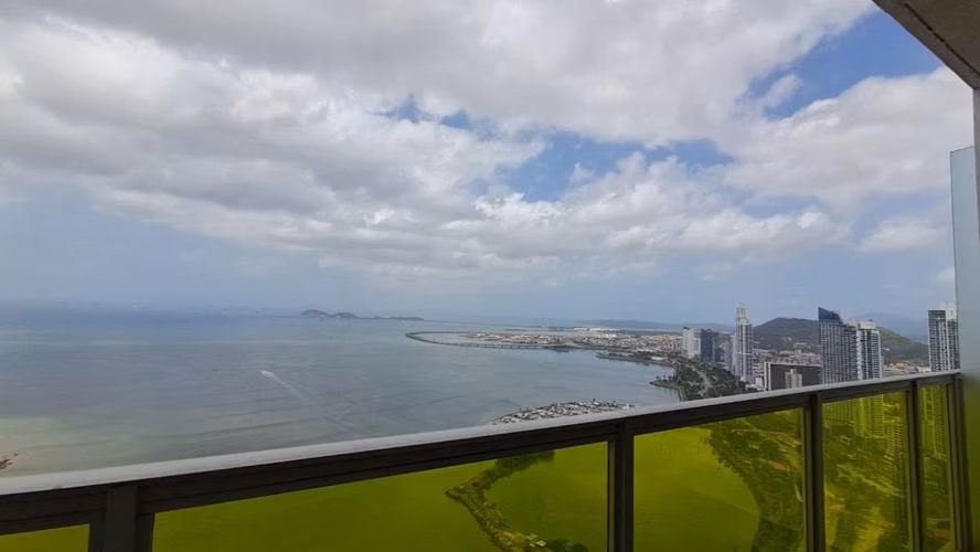 Vendo apartamento en Avenida Balboa