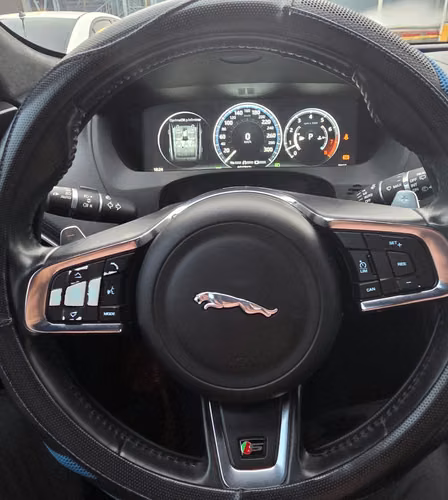 JAGUAR  F- SAPCE- 2017