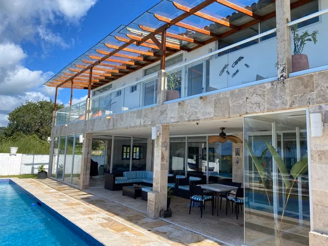 Casa de playa frente al mar Caribe con piscina * San Marino Ocean Front