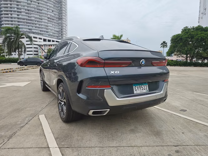 BMW X6