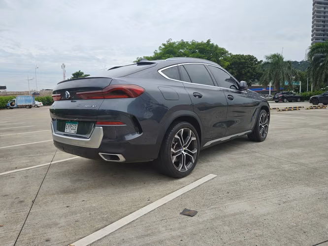 BMW X6