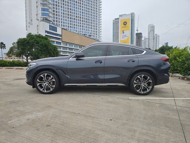 BMW X6