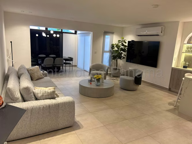 Venta de casa Totalmente Remodelada en Costa del Sur 26*4556Mfk