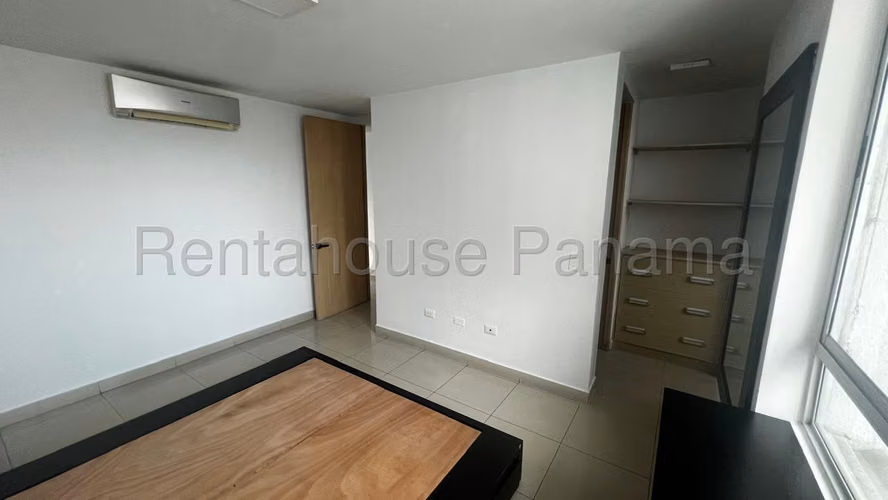 Venta de Amplio y Luminoso Apartamento en San Francisco 26*577Mfk