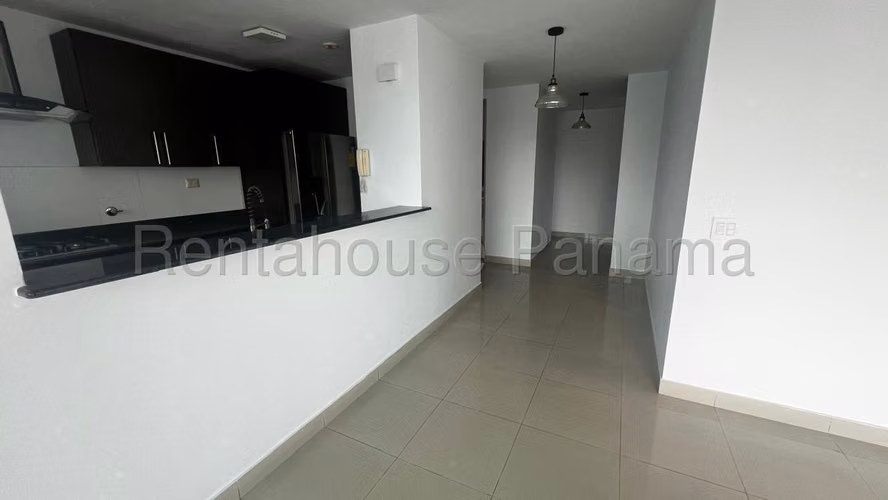 Venta de Amplio y Luminoso Apartamento en San Francisco 26*577Mfk