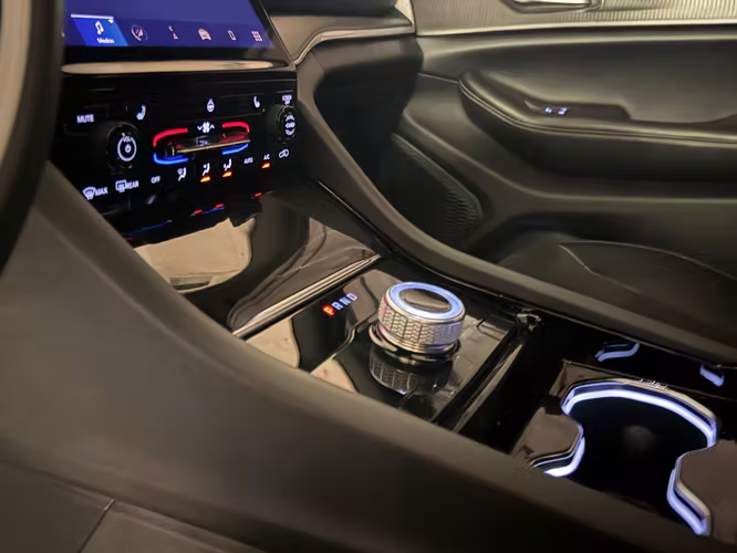JEEP GRAND CHEROKEE 2023