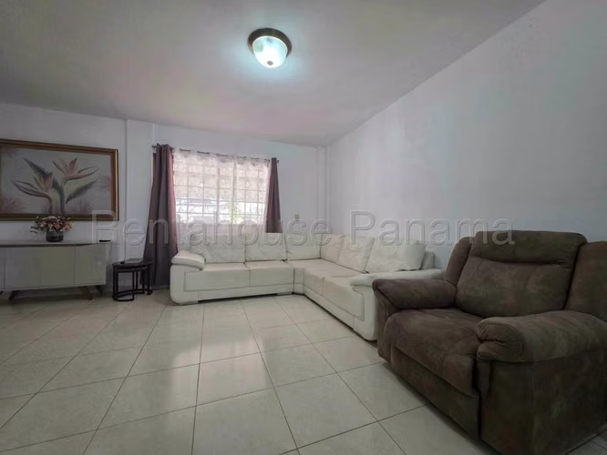 Se Vende Casa en Las Cumbres MDV27-380