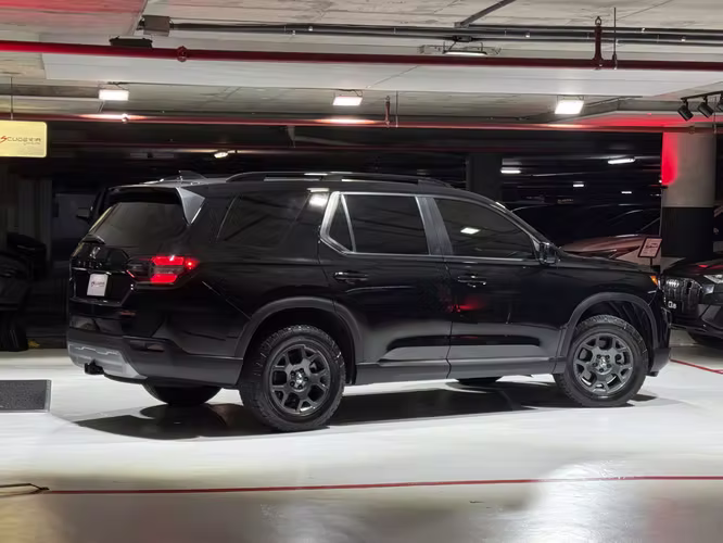 HONDA PILOT TRAILSPORT AWD 2025
