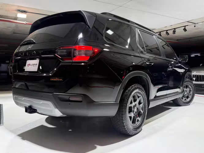 HONDA PILOT TRAILSPORT AWD 2025