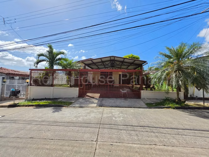 Vendo Casa en Villa Lucre KA26-7059