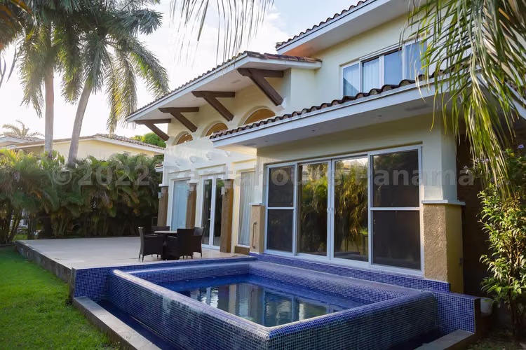 VENTA DE CASA PANAMA PACIFICO GM
