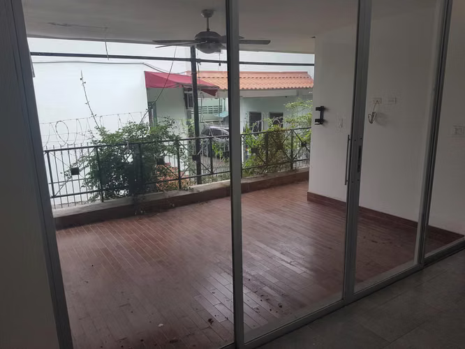 VENTA DE CASA EN  ALTOS DEL GOLF HQ