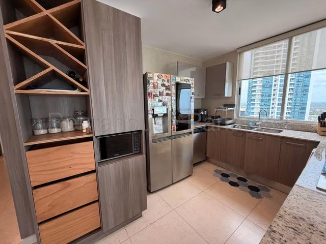 Venta de Apartamento en Costa del Este 27LBR261