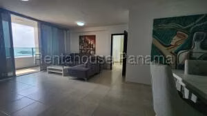 Alquiler de Apartamento con 142m2 en San Francisco PH Terrasol 27-369SR