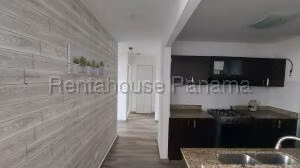 Alquiler de Apartamento con 97m2 en Obarrio PH Me tric 27-335SR