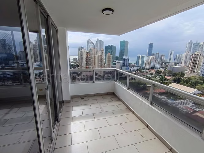 Venta de Apartamento con Línea blanca en San Francisco Ph Pacific Coast EC