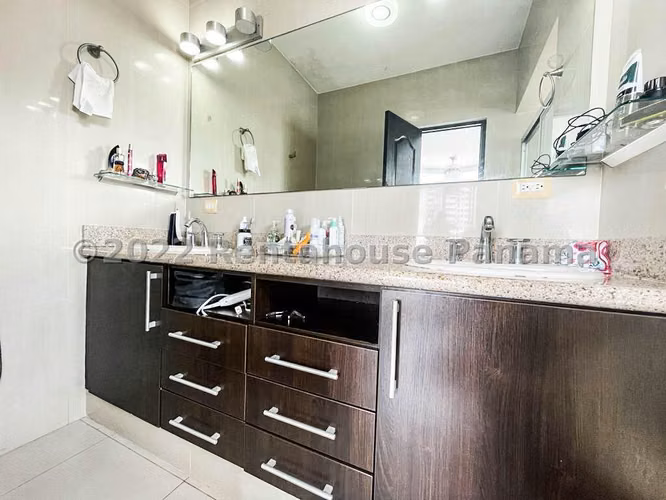 Venta de Apartamento Amoblado en San Francisco Ph Window Tower EC