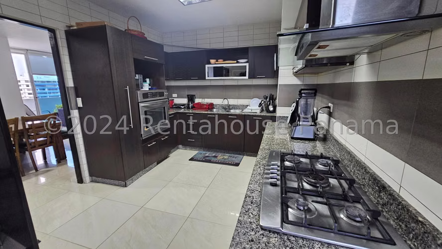 Venta de Apartamento con Línea blanca en San Francisco Ph Infinity EC