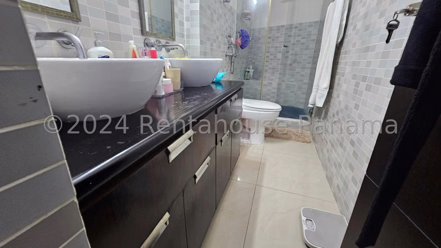 Venta de Apartamento con Línea blanca en San Francisco Ph Infinity EC