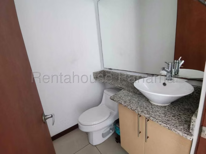 Venta de Apartamento con Línea blanca en San Francisco Ph Cabomarzo EC